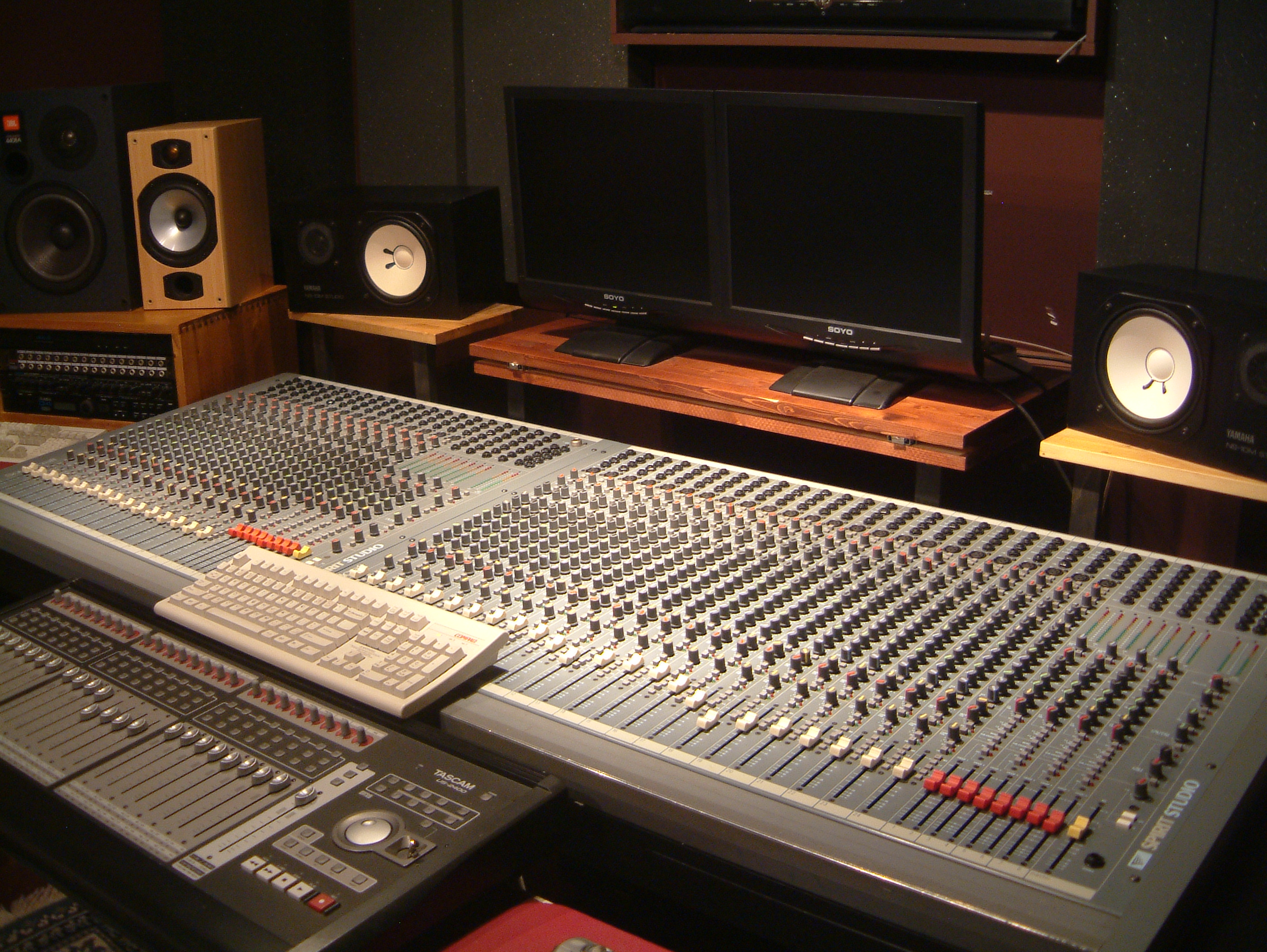 Grandview Recording Studio / Equipment